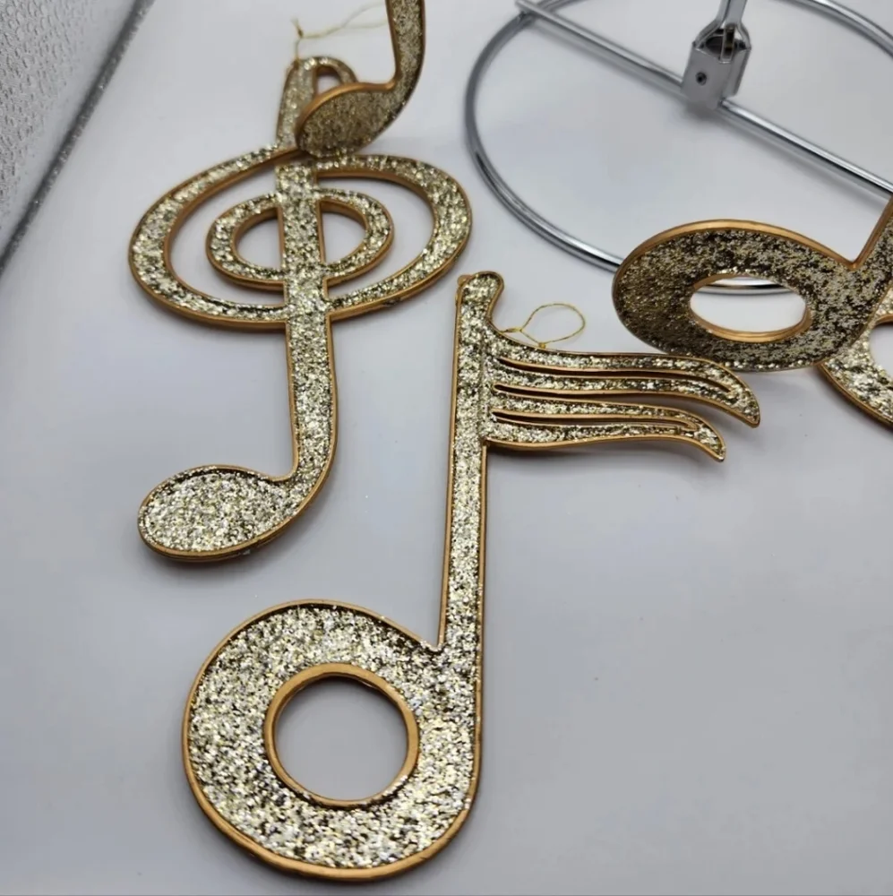 Christmas Ornament, Set of 6 Musical Themed, Gold glitter